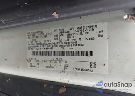 2019 Ford Transit-250 z USA, uszkodzony, nr VIN 1FTYR2CM1KKB55490